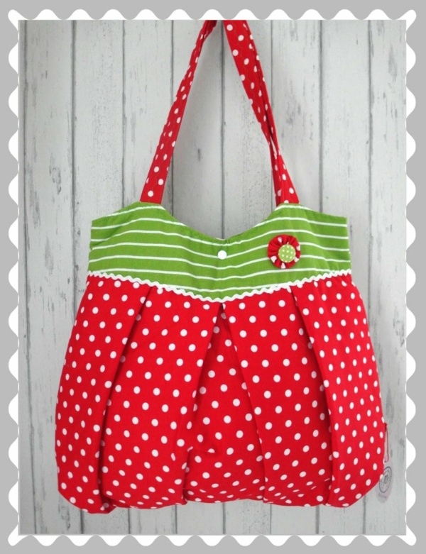Ballontasche "Rot mit weißen Punkten/Grün Streifen"